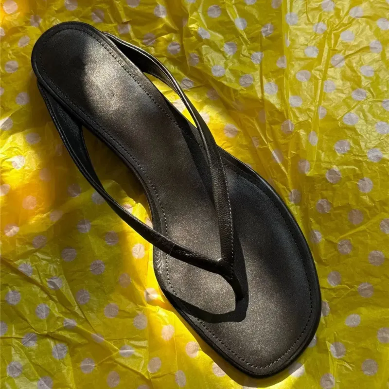 Damen elegante Zehentrenner-Sandalen mit minimalistischem Riemendesign – Sorelia