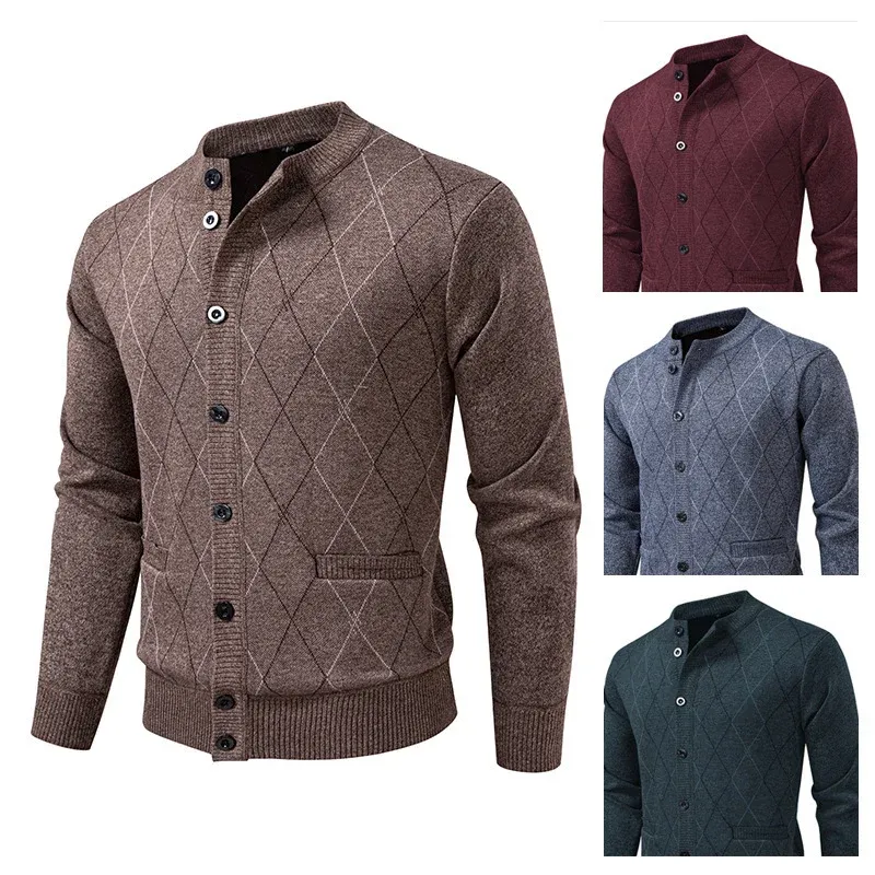 Herren Strickjacke mit modernem Rautenmuster und praktischen Taschen – Terenzo