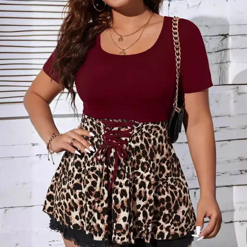 Damen Tailliertes Kurzarm-Crop-Top aus Stretchjersey mit runden Ausschnitt – Orélia