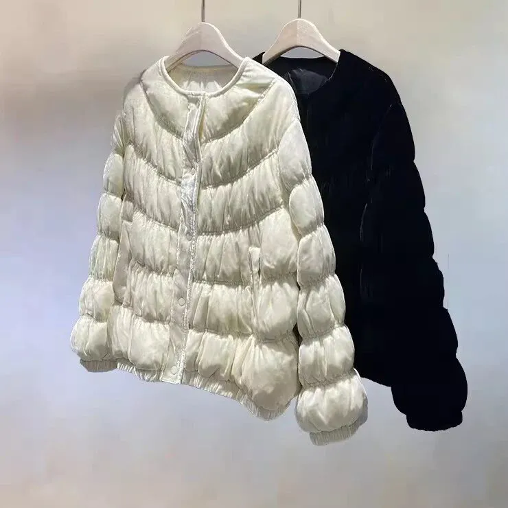 Damen Modische Daunenjacke Echoarchiv