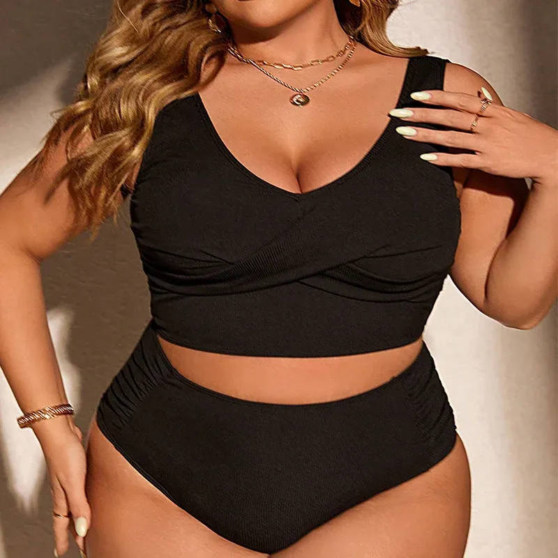 Damen Zweiteiliger Badeanzug mit elegantem Wickeloberteil und hochgeschnittenem Slip – Maréssa
