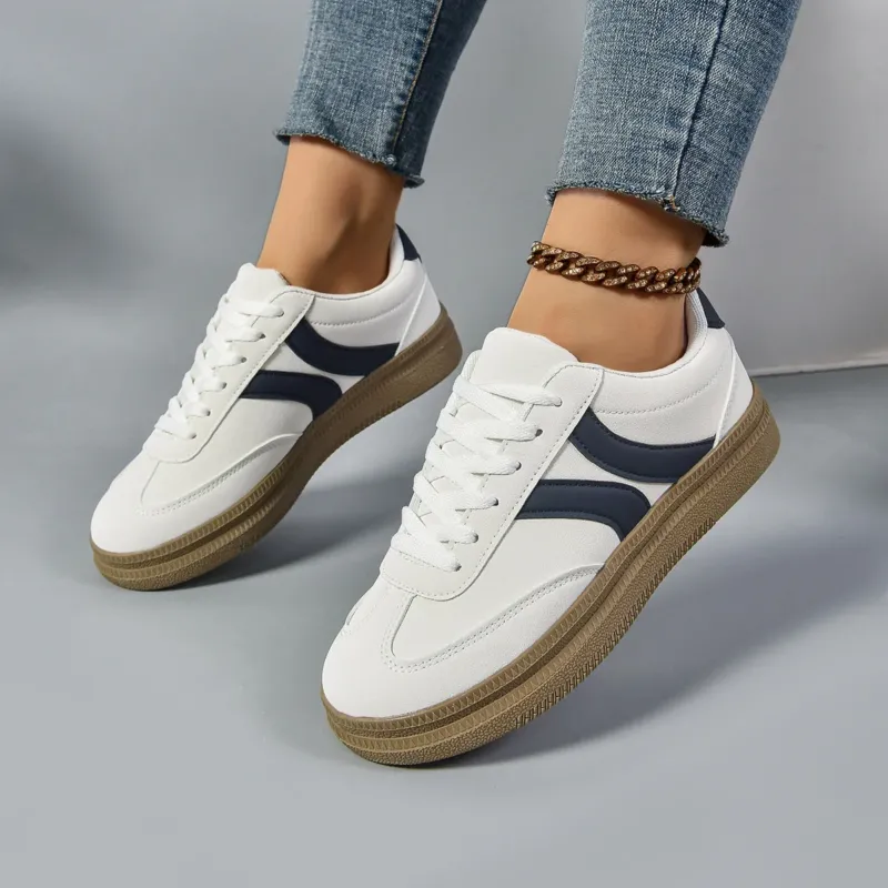 Damen Sportliche Sneakers mit anatomischer Dämpfung und klassischem Design – Névara