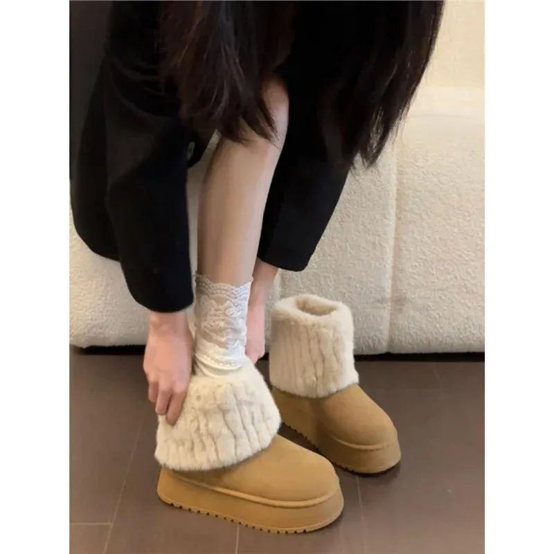 Damen Warme Kurzboots mit Kunstfellmanschette und Plateau-Sohle – Varelle