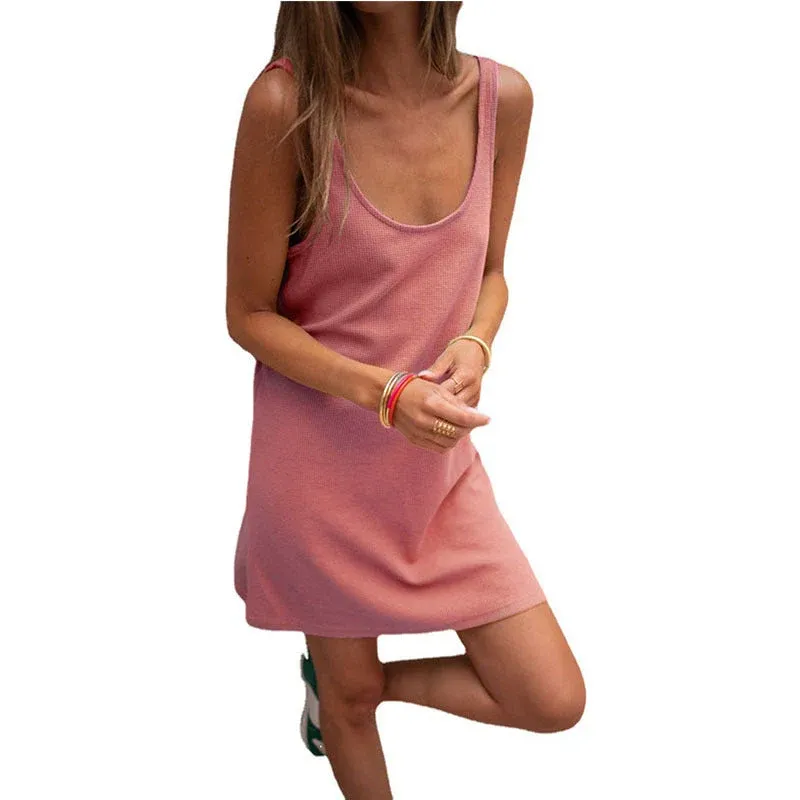 Damen Sommerliches Freizeitkleid mit tiefem Ausschnitt und leichtem Stoff – Lunéa