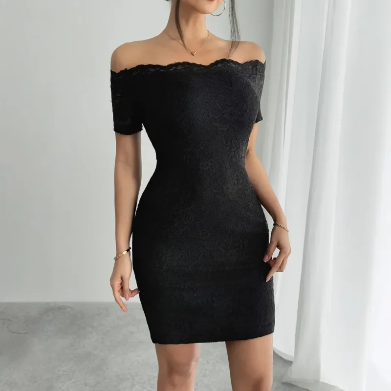 Damen figurbetontes schulterfreies Spitzenkleid mit Carmen-Ausschnitt und Stretch – Élara