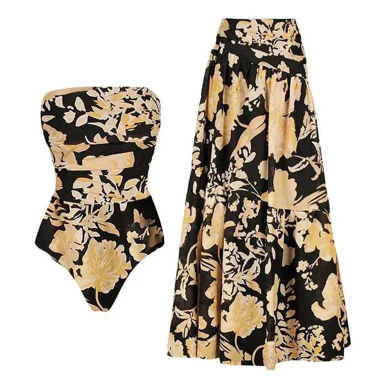 Damen Bandeau Badeanzug mit floralem Design – Maréssa