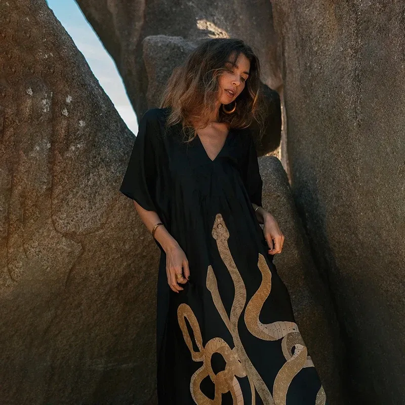Damen Maxi-Kleid mit einzigartigem Schlangen-Design – Valéora