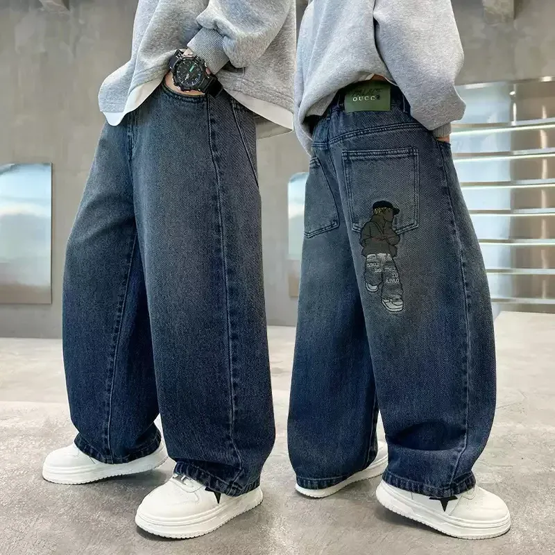 Unisex weite Denim-Hose mit einzigartigen Applikationen – Vardeno