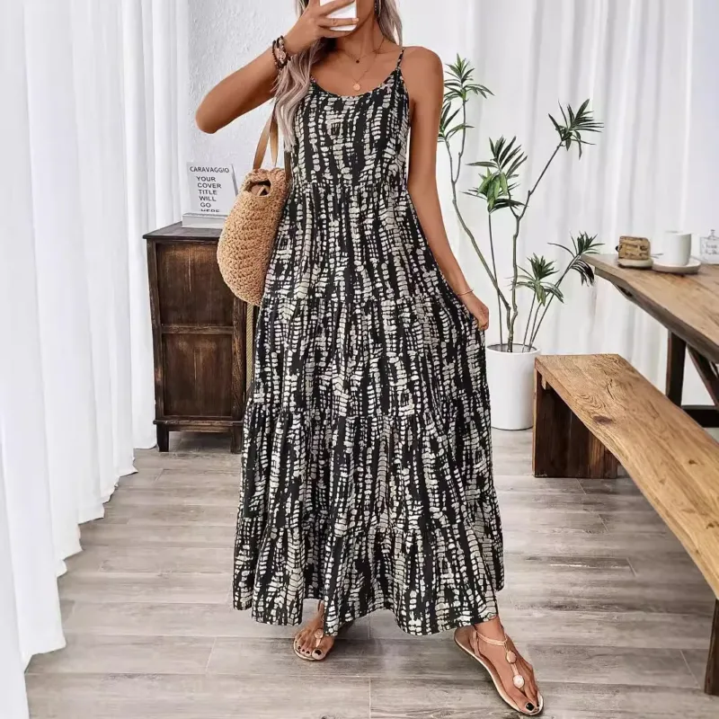 Damen Maxikleid mit elegantem Schnitt und fließendem Stoff – Valéora